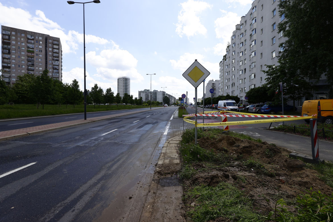 Poważna awaria na Ursynowie. Gaz trysnął z rury