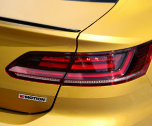 Volkswagen Arteon R-Line 2.0 TDI 240 KM 4Motion