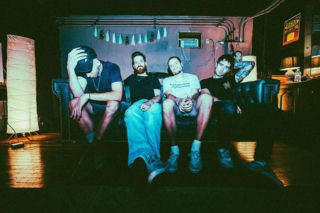 Dead Poet Society wracają z nową płytą. Na koncert w Polsce fani poczekają aż do 2027 roku