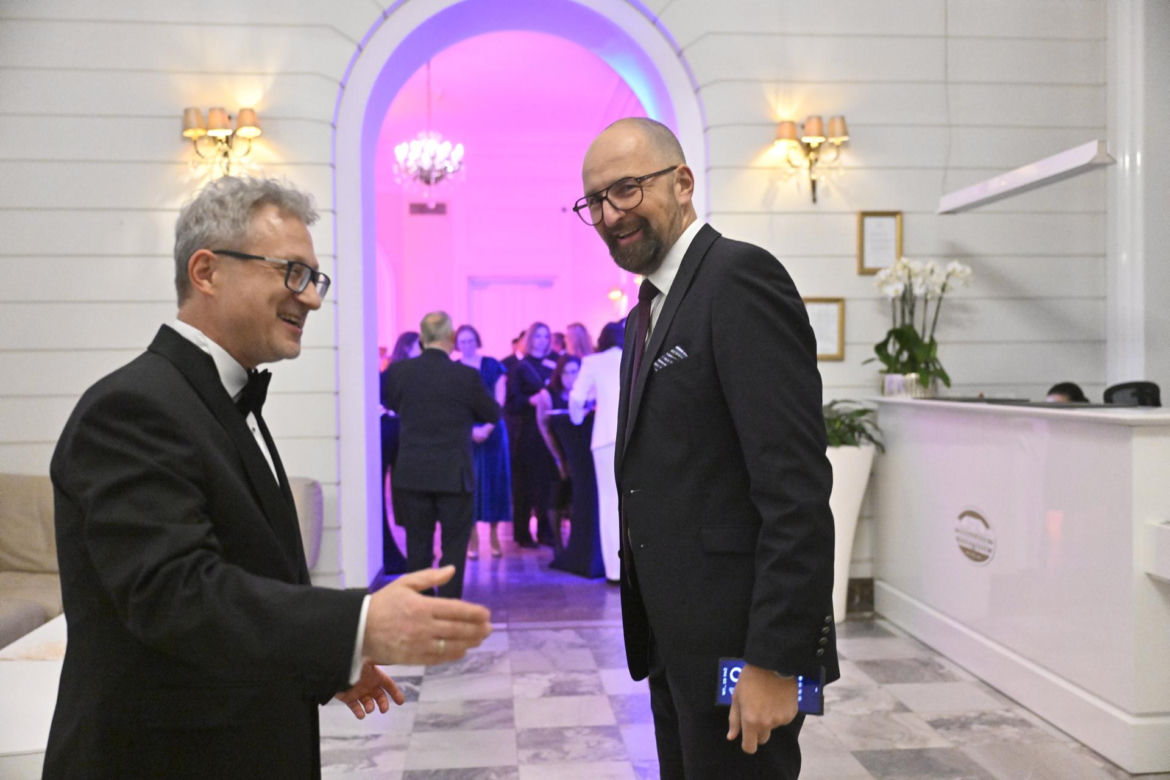 Złoty Laur "Super Biznesu"