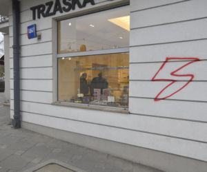 Protestujący pomazali Żoliborz!