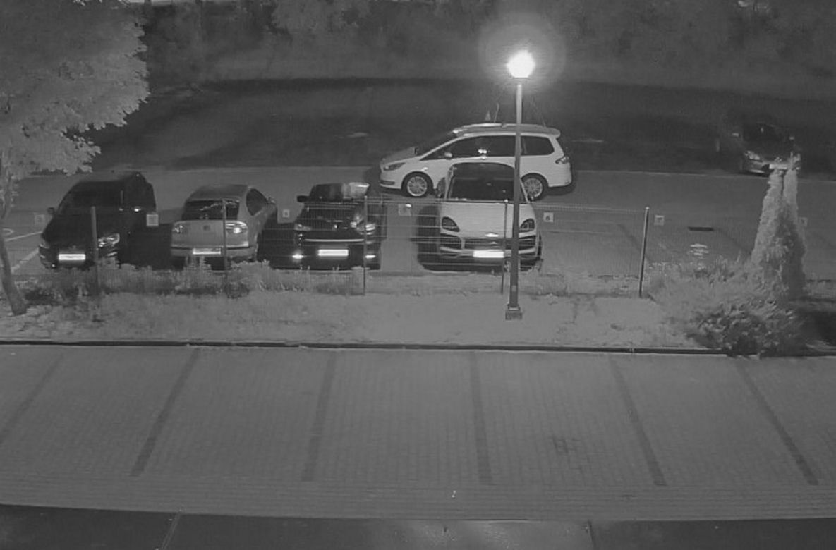 Wpadka pijanego kierowcy Porsche. Przyszedł na policję, by udowodnić trzeźwość!