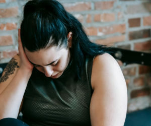 Jeden błąd po przebudzeniu. To dlatego rano kręci ci się w głowie