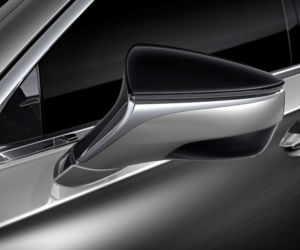 (2021) Lexus LS po liftingu