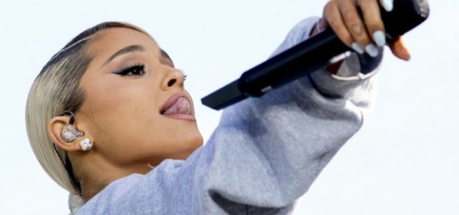 Ariana Grande: niespodziewany występ na Coachelli. Po raz pierwszy na żywo zaśpiewała nową piosenkę!  