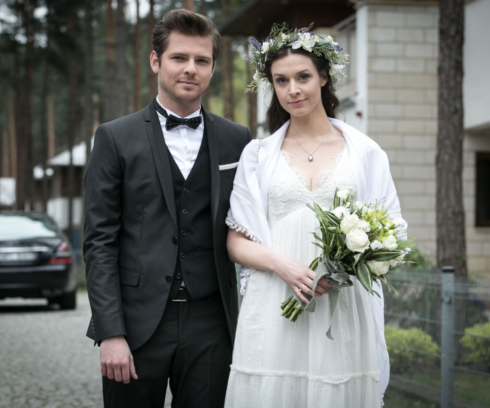 Singielka odc 145, Natalia (Julia Kamińska), Robert (Kamil Kula)
