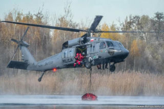 Wojskowy helikopter