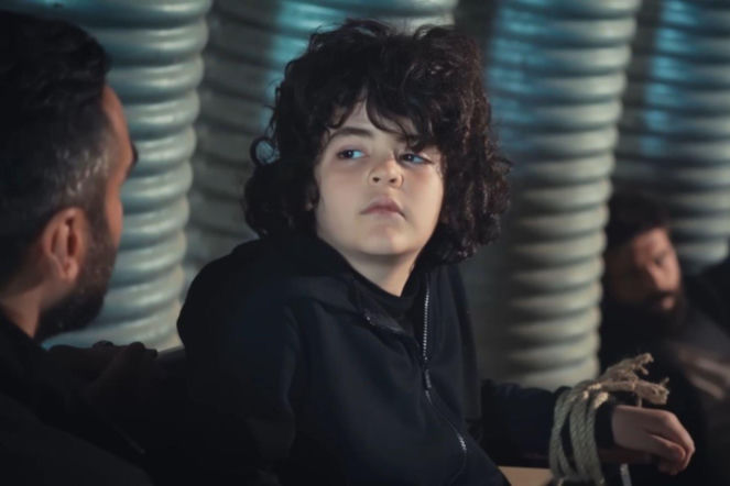 Dramatyczne sceny w serialu Dziedzictwo. Trucizna robi to Yusufowi na oczach Yamana