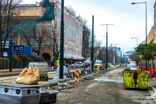 Tramwaj wzdłuż ul. Rakowieckiej w Warszawie - budowa