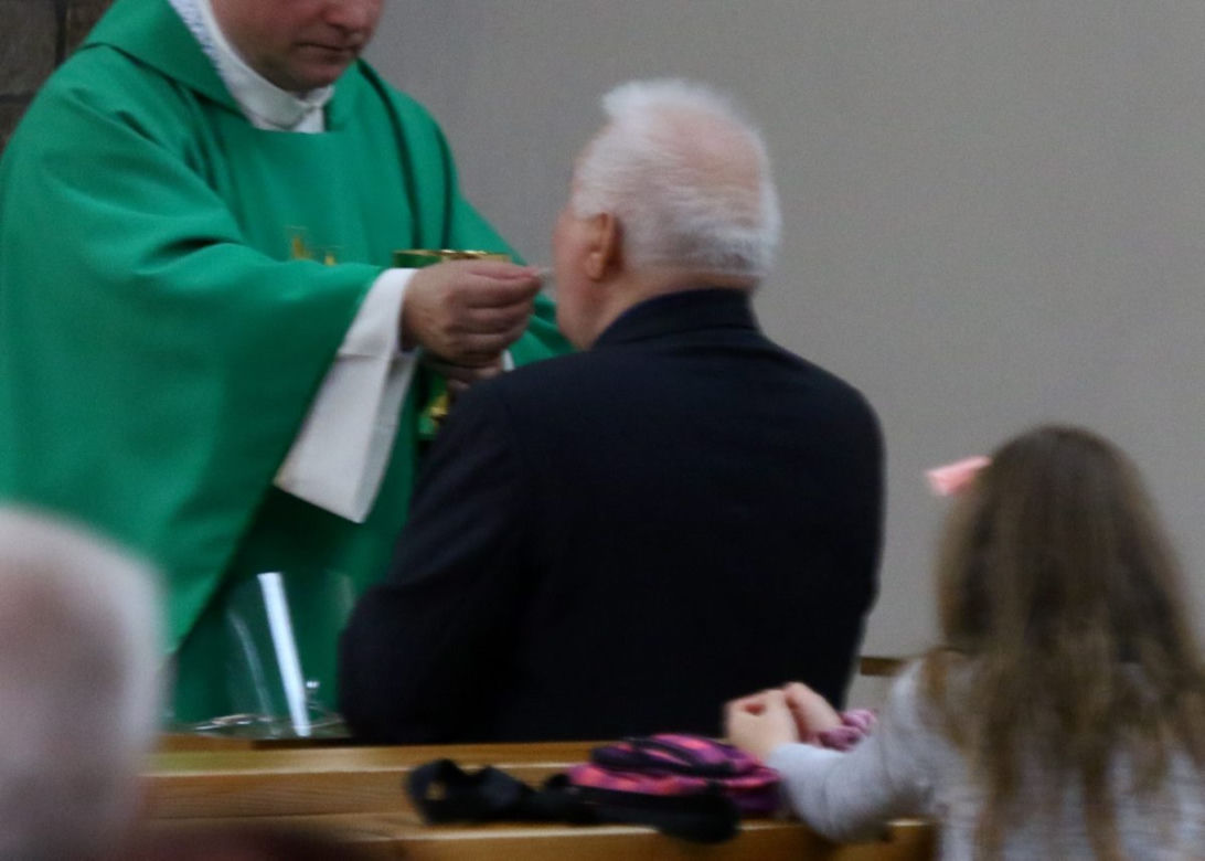 Lech Wałęsa na niedzielnej mszy