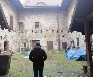 Przetrwał pożary i PGR. Koniec sądowej batalii o Dwór Czarne