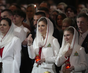 Putin świętuje Wielkanoc. Poszedł na mszę, mówił o zmartwychwstaniu