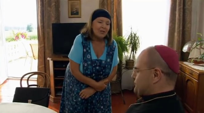 Ranczo 9 sezon. Michałowa (Marta Lipińska), proboszcz (Cezary Żak)