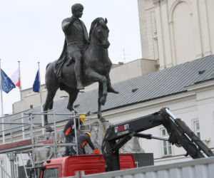 Remont pomnika Józefa Poniatowskiego w Warszawie