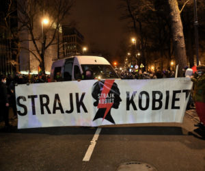 Wielki protest kobiet w Warszawie 27.01.2021. Trybunał Konstytucyjny opublikował uzasadnienie wyroku 