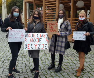 Idą lwice na ulice. Mieszkańcy Leszna znów protestują