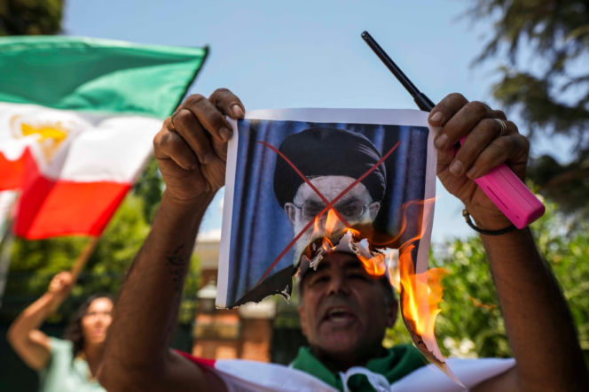 Iran grozi Trumpowi. "Tym razem będzie celnie"