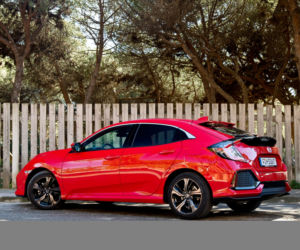 Honda Civic X 1.0 T i-VTEC 129 KM