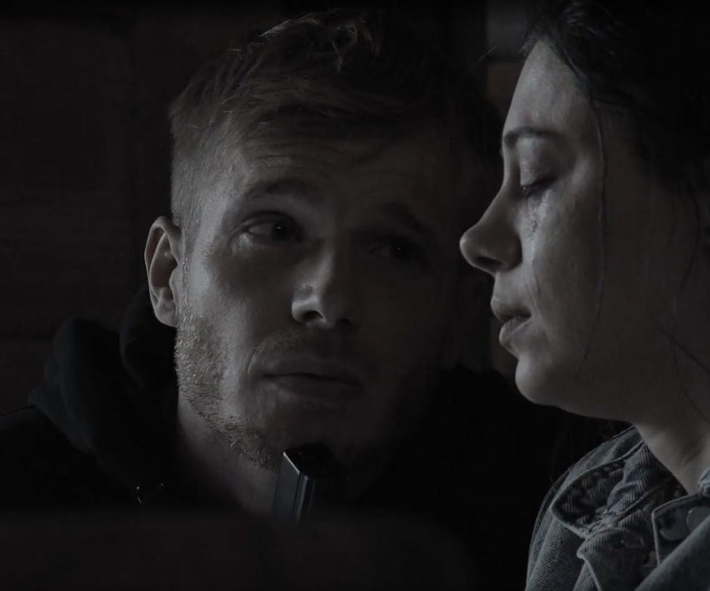 M jak miłość, odc. 1520: Artur (Tomasz Ciachorowski), Iza (Adriana Kalska)