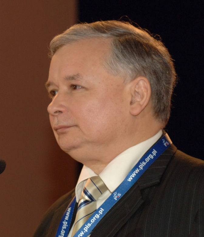 Fryzury Jarosława Kaczyńskiego