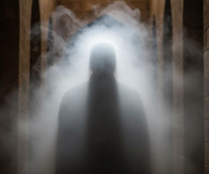 Chamenei i dżiny. W co wierzył irański przywódca?