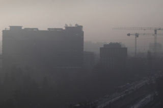 Uwaga! Rząd odradza wychodzenie z domów mieszkańcom tego miasta! Zagrożeniem powietrze