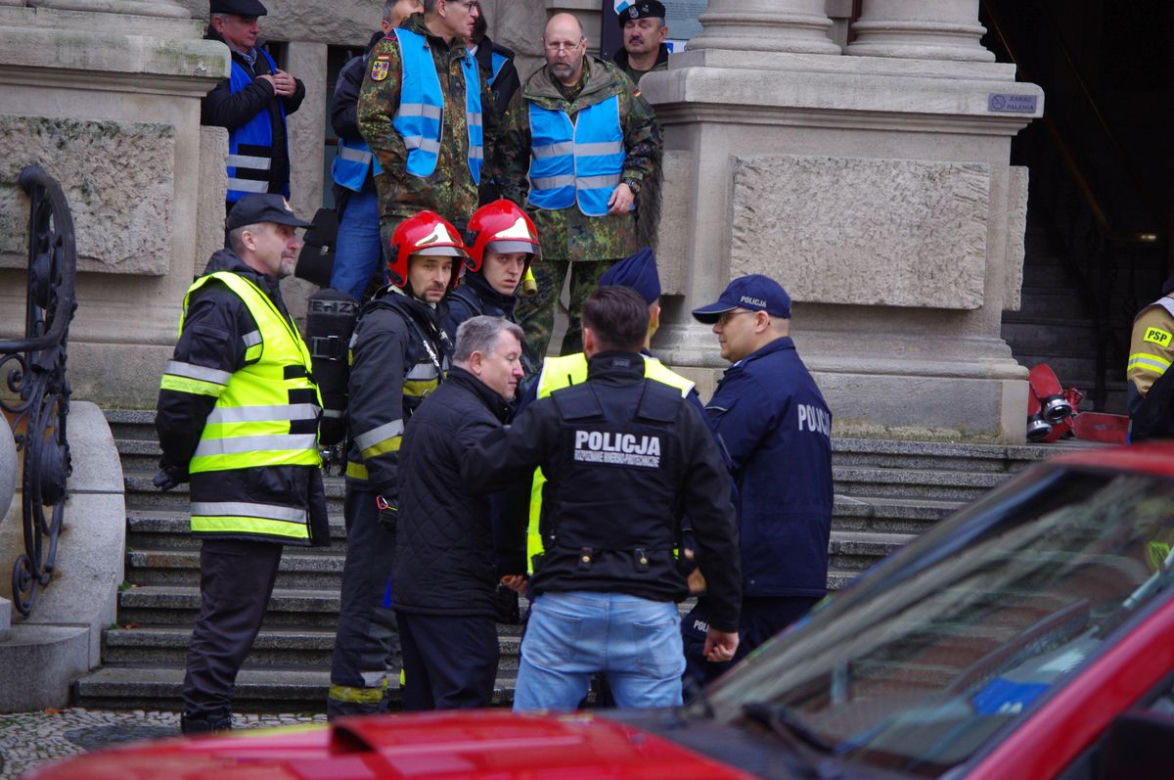 Ewakuacja Zachodniopomorskiego Urzędu Wojewódzkiego w Szczecinie