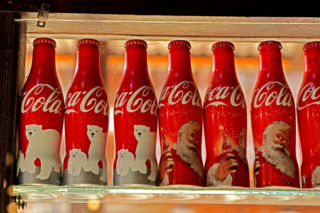 Ten napój zaczynał jako lek na potencję. Dziś to globalny gigant wart miliardy