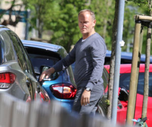 Donald Tusk i tajemnicza przesyłka