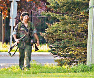 Rambo z Kanady morduje policjantów