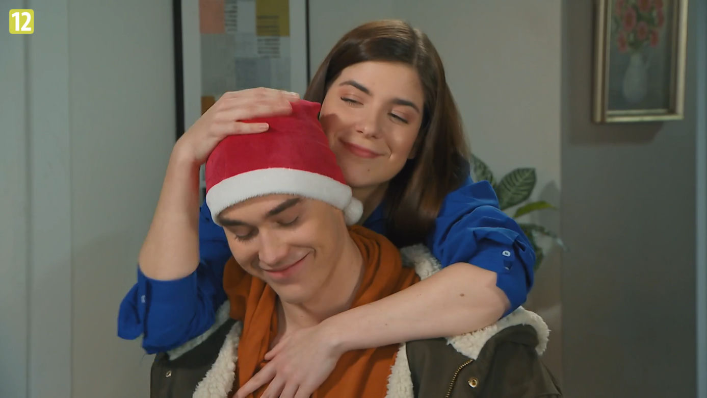 Barwy szczęścia, odc. 2638: Agata (Natalia Zambrzycka), Staś (Olaf Kasprzyk)