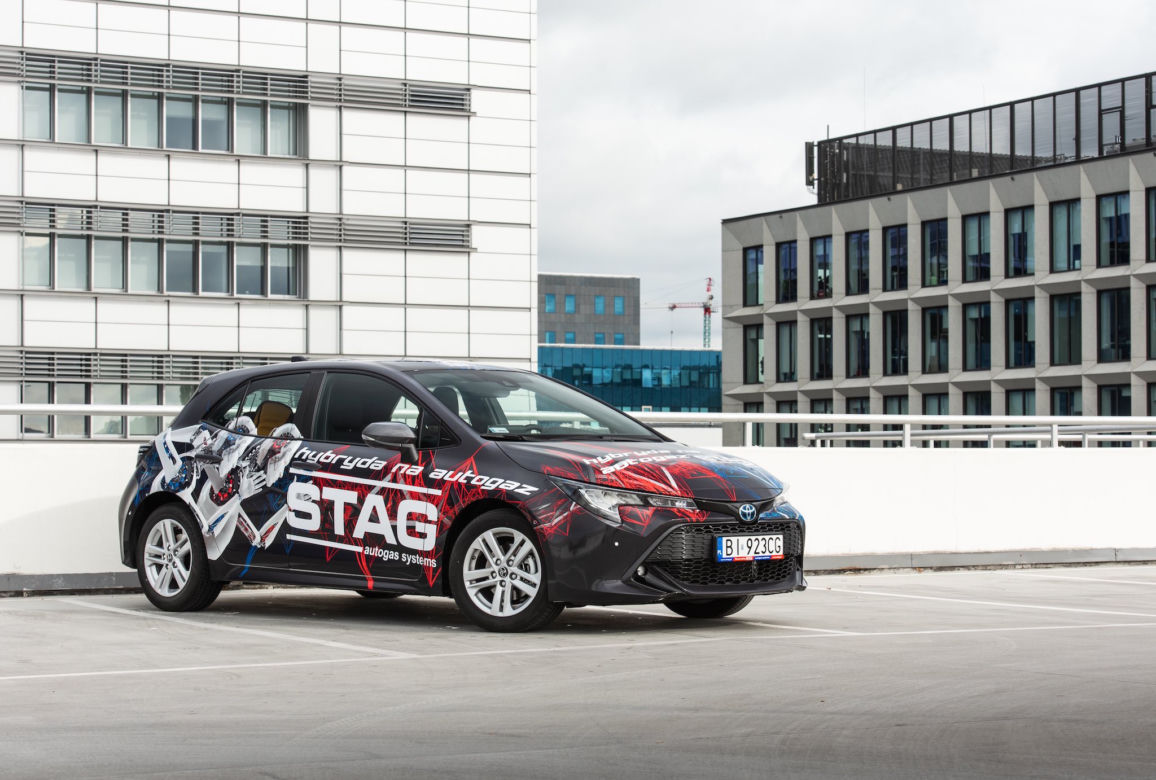 Toyota Corolla Hybrid z instalacją LPG STAG