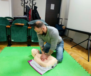 Pracownicy starostwa przeszkoleni z pierwszej pomocy