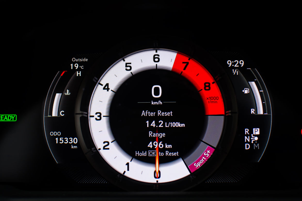 Lexus LS500h F-Sport