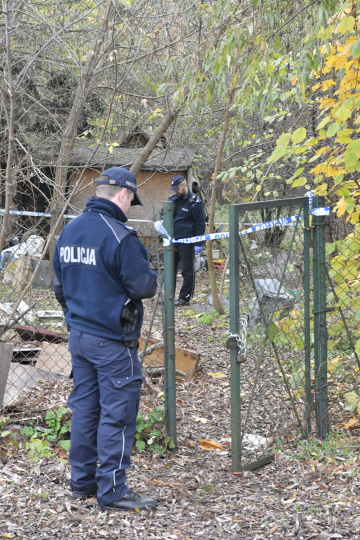 Niemowlę znalezione w ogródkach działkowych