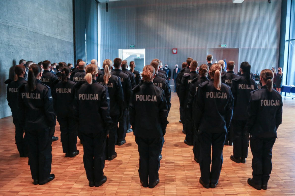 Małopolska ma 30 nowych policjantów. Większość będzie pracować w Krakowie 