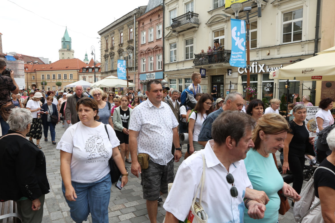 Pątnicy ruszyli na szlak! Z Lublina wyruszyła Lubelska Piesza Pielgrzymka na Jasną Górę 2023
