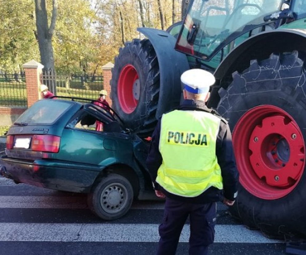 Bedlno. Straszna śmierć 38-latka. Wjechał wprost pod koła ciągnika