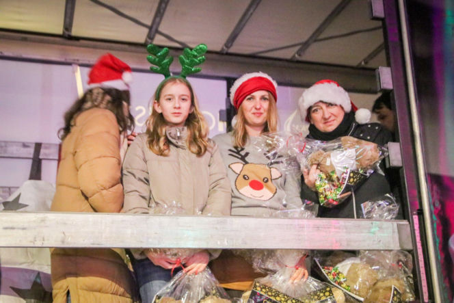 Manufaktura Świętego Mikołaja z Tomaszem Karolakiem w roli Świętego Mikołaja