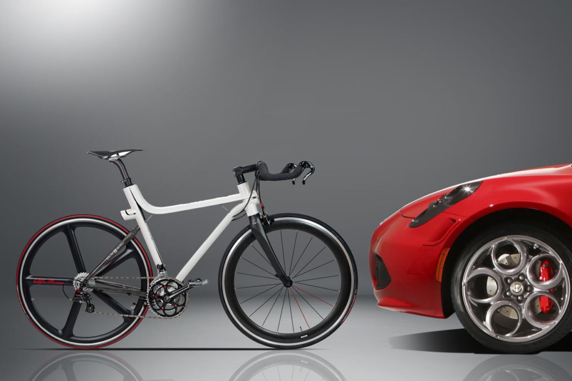Rower szosowy 4C IFD zainspirowany modelem Alfa Romeo 4C