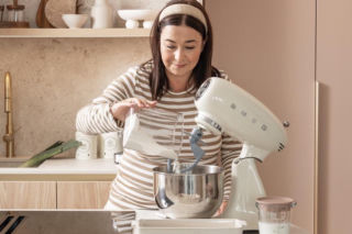 Kaszmirowa kuchnia z drewnem