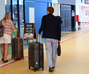 Stara hala odlotów na lotnisku w Goleniowie