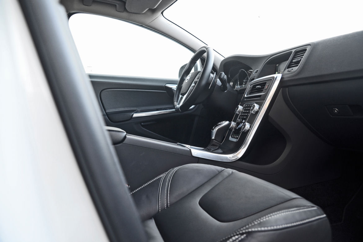 Volvo S60 T5