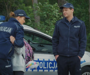 M jak miłość odc. 1894. Hania (Wiktoria Basik),  Natalka (Dominika Suchecka), Adam Karski (Patryk Szwichtenberg)