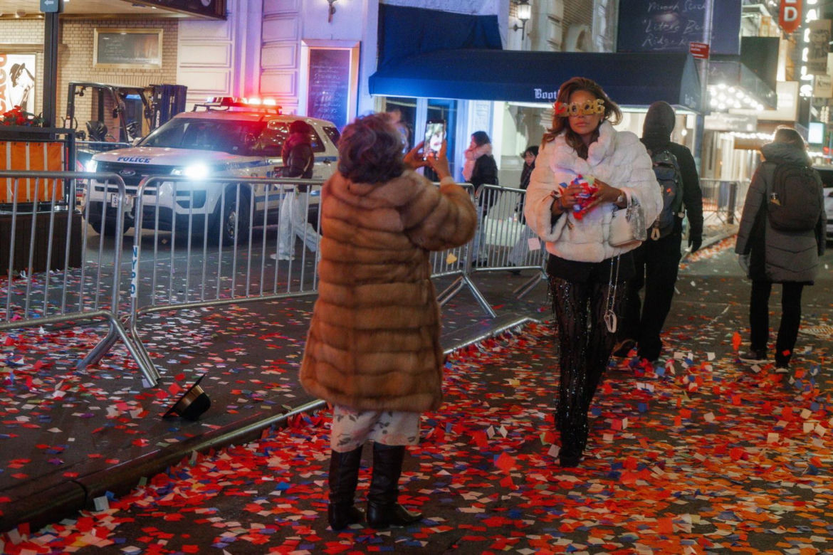 Tłumy powitały Nowy Rok 2026 na nowojorskim Times Square