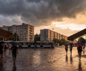 Upalny poniedziałek i gwałtowne burze. Jakiej pogody spodziewać się we wtorek?
