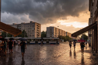 Upalny poniedziałek i gwałtowne burze. Jakiej pogody spodziewać się we wtorek?