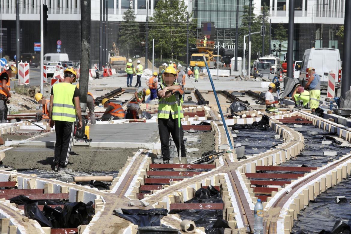 Tramwaje wrócą na Puławską we wrześniu? "Niech ta budowa już się skończy"