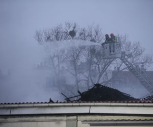 Pożar Lidla na Bielanach. 20 jednostek straży na miejscu.