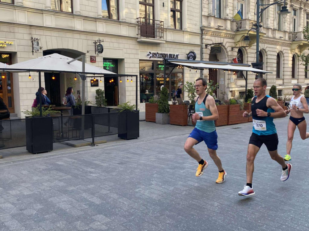 Rossmann Run 2025. Tłumy biegaczy wzięły udział w biegu ulicą Piotrkowską